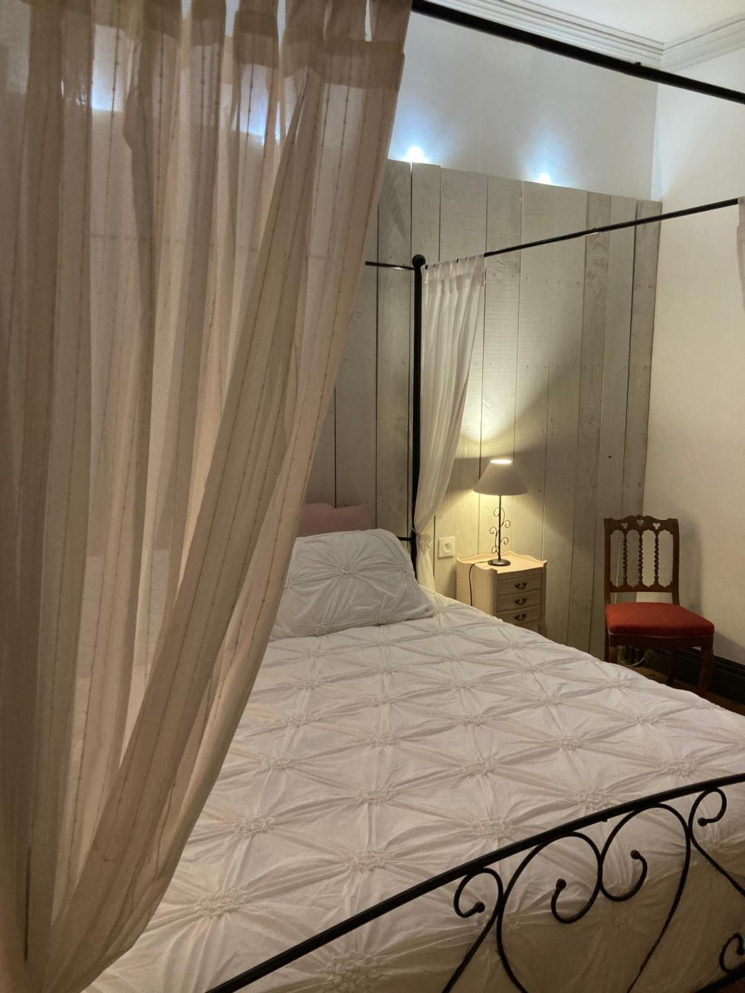 Les Croque-Notes, Chambres Et Table D'Hotes Lorignac Exterior photo